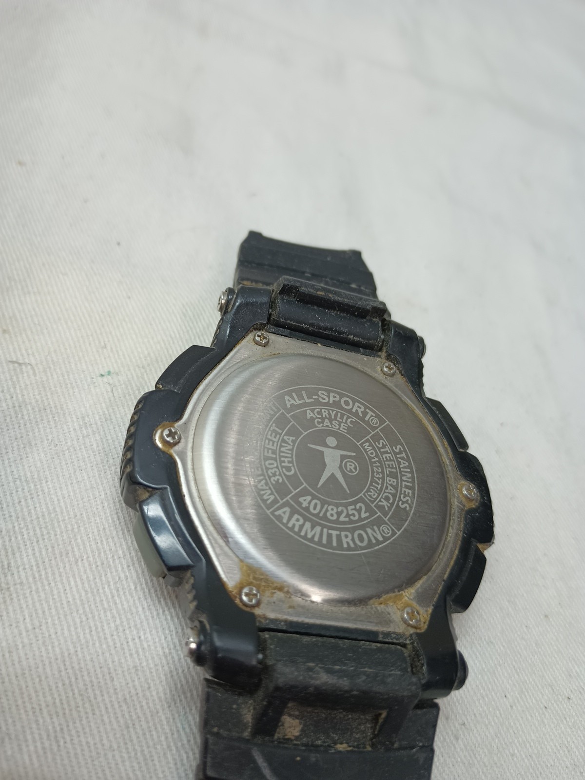 ARMITRON Instalite All-Sport LCD Digital Men’s Watch, needs Battery And Band