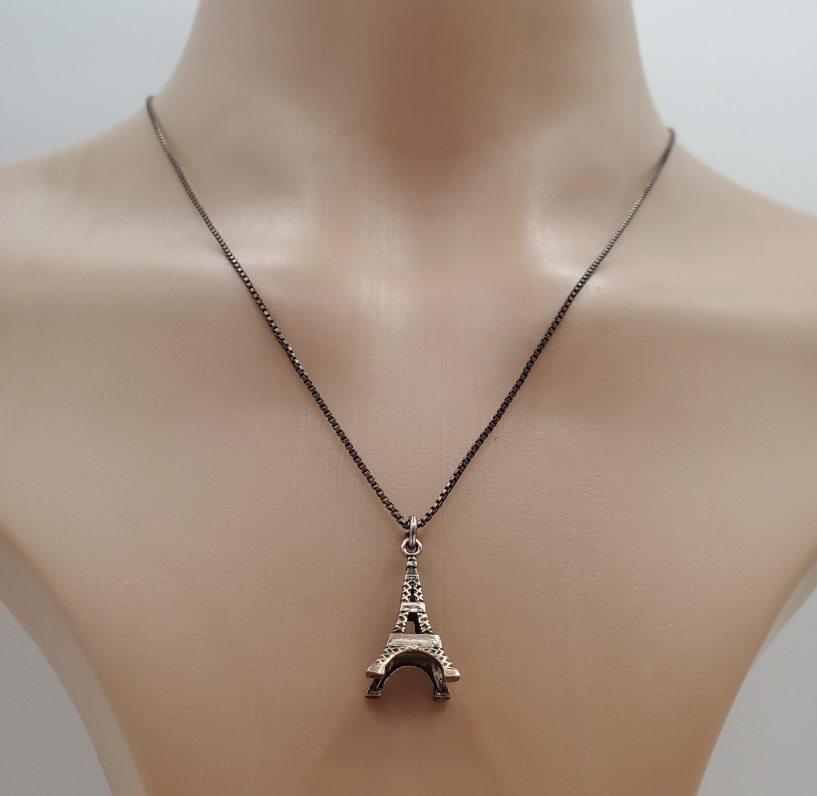 VTG 925 RCI 3d Eiffel Tower Necklace 18in Sterling Silver Box Chain 4g Paris