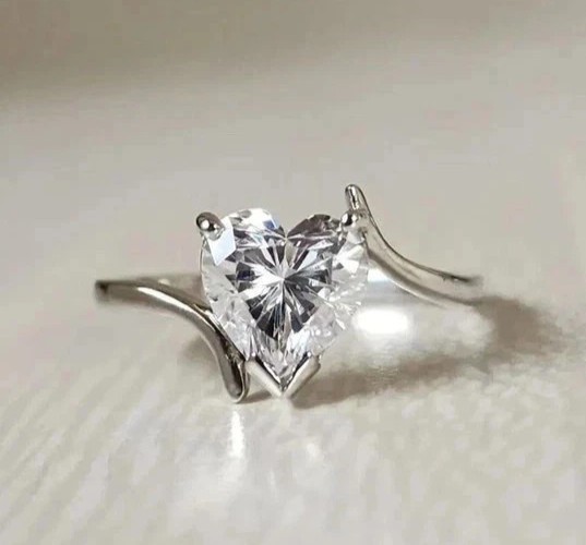 3.25Ct Heart Cut Simulated Diamond Engagement Band Ring In 14k White Gold Plated