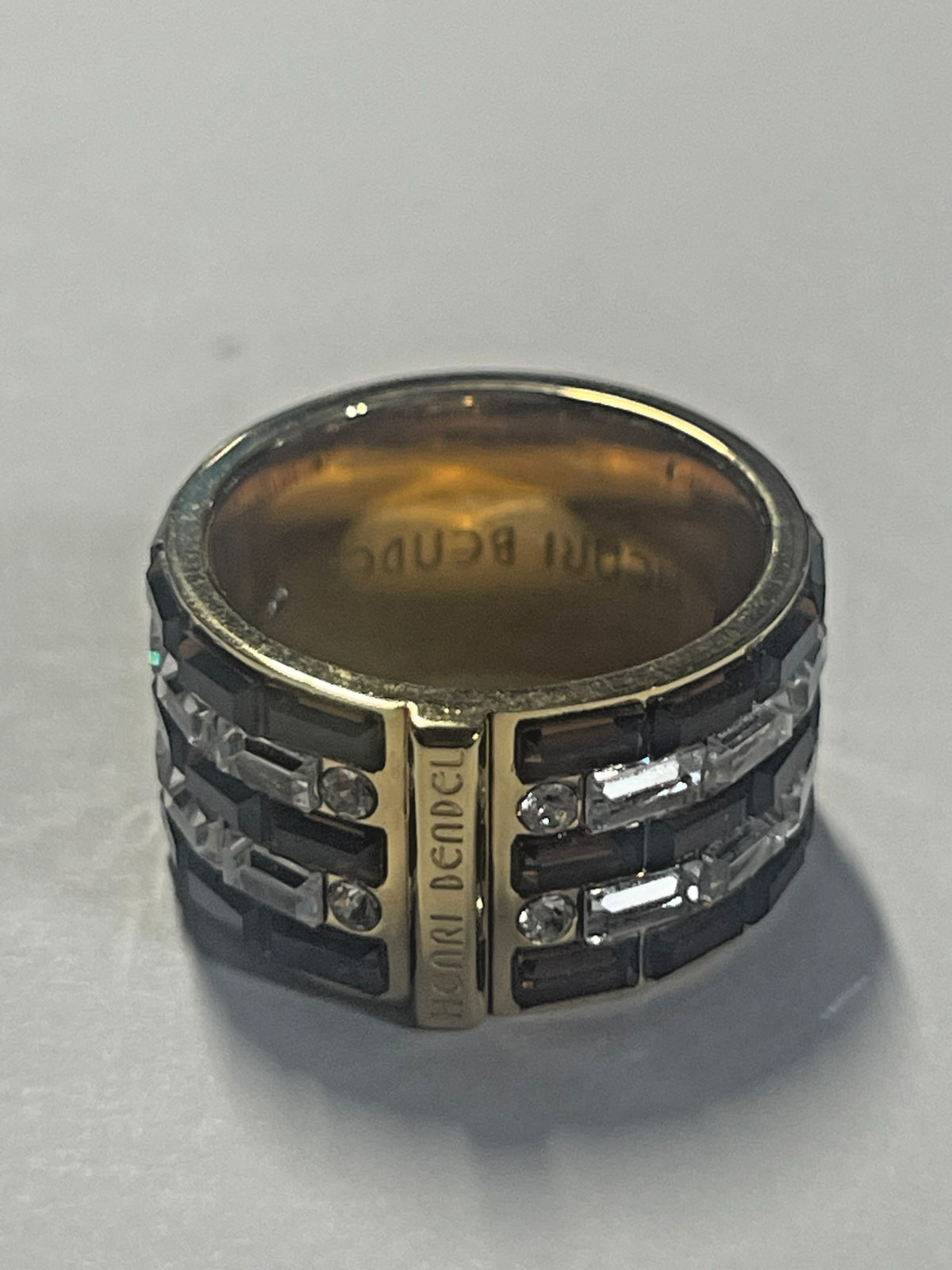 Henri Bendel Harry Wrap Band Crystal Cocktail Ring Gold Tone Size 6 Statement