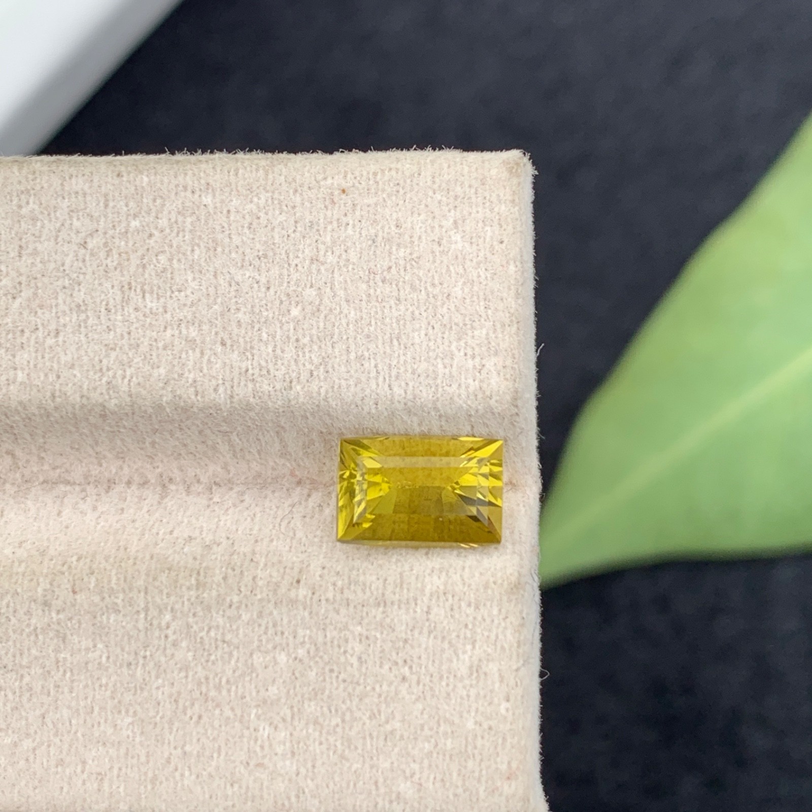Natural Sphene Titanite 1.5 Ct Baguette Cut Loose Gemstone Pakistan