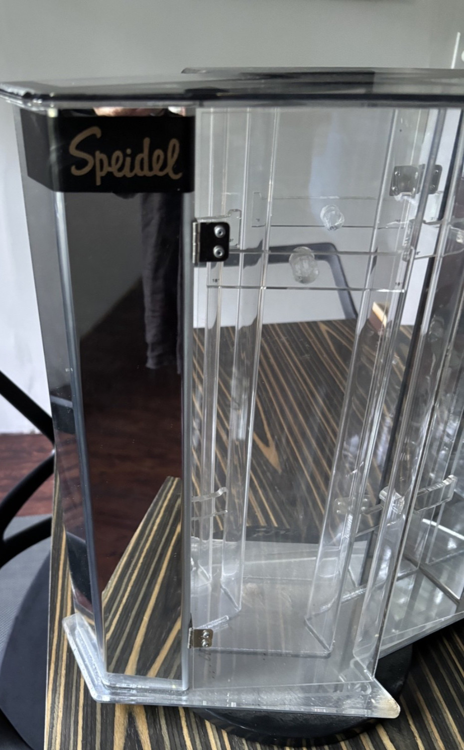 Vintage Speidel Rotating Acrylic Counter Top Jewelry Display Case 16″ High