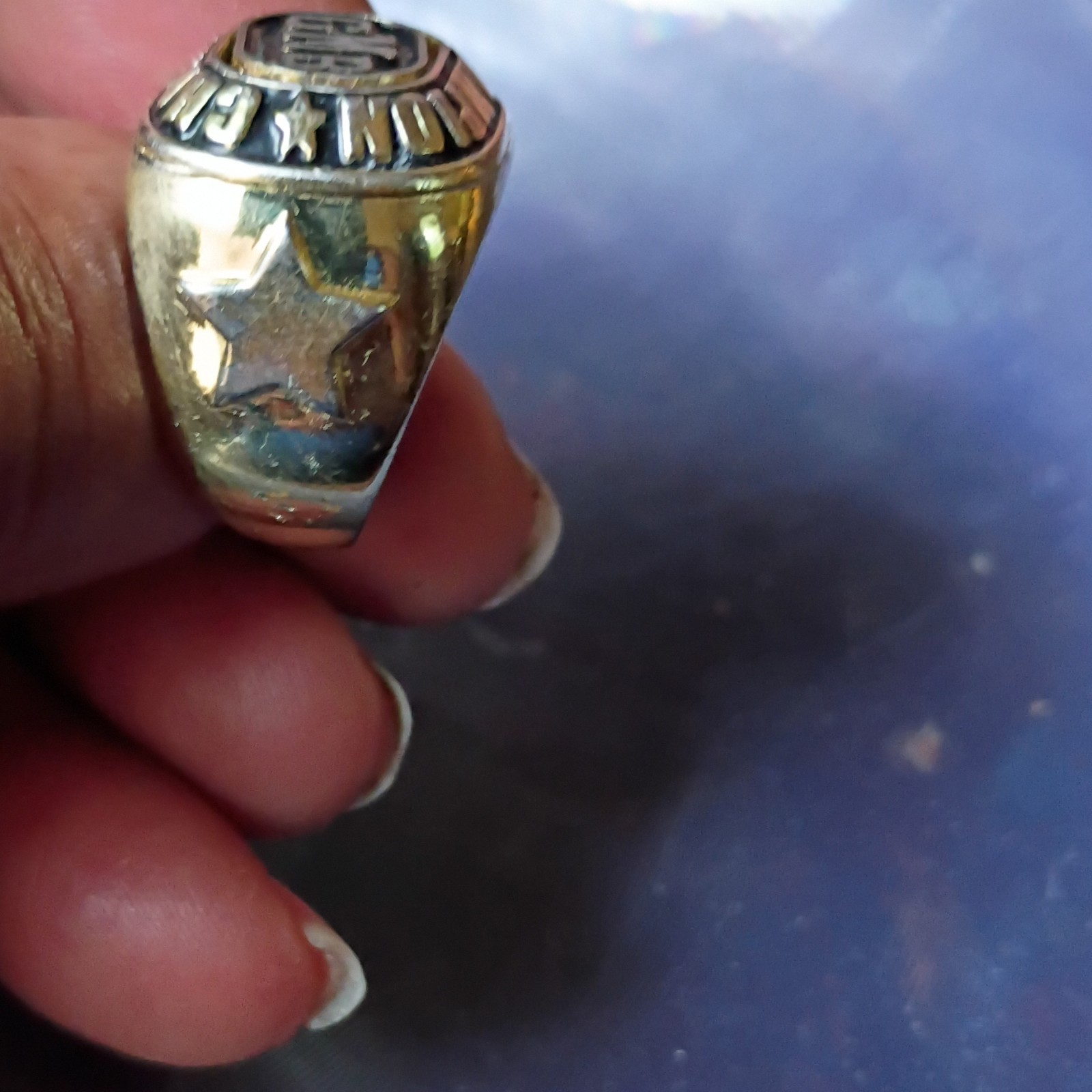 Men’s Championship Signet Ring Size 7 Gold Tone w/ Star Detail CHAMPION GMB
