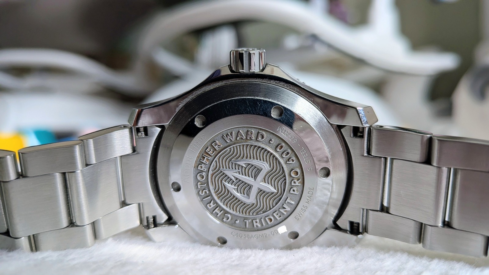 Christopher Ward C60 Trident Pro 600 GMT_Automatic_38mm_Red Bezel_Box and Papers