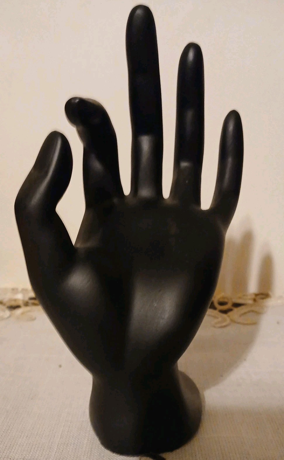 Novel Box Mannequin Polystyrenes Ring Jewelry Displays