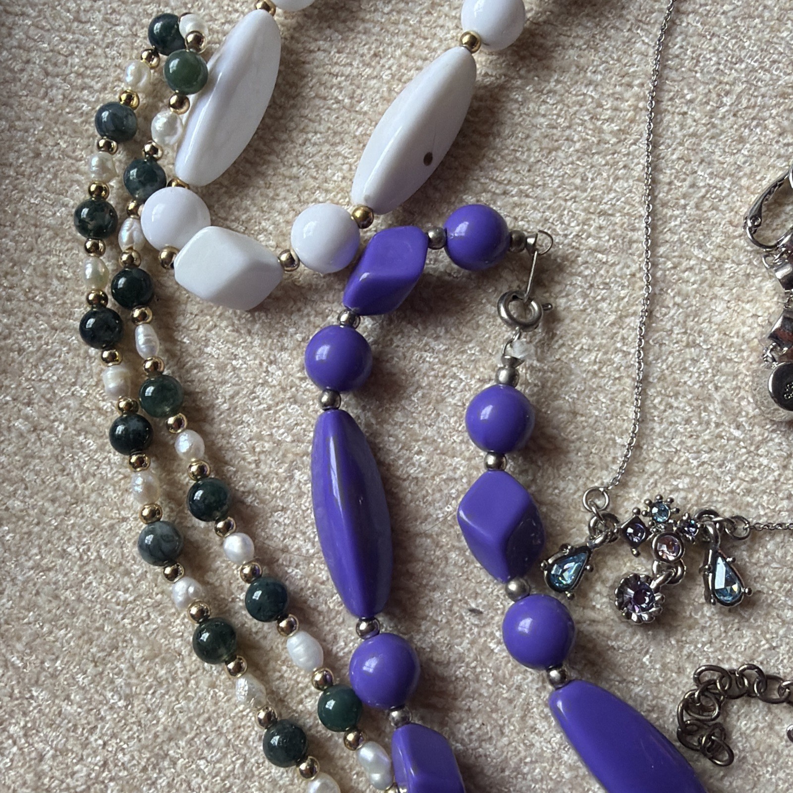 Mixed Jewelry lot of 16 Vintage and modern Some marked Estate Sale Find