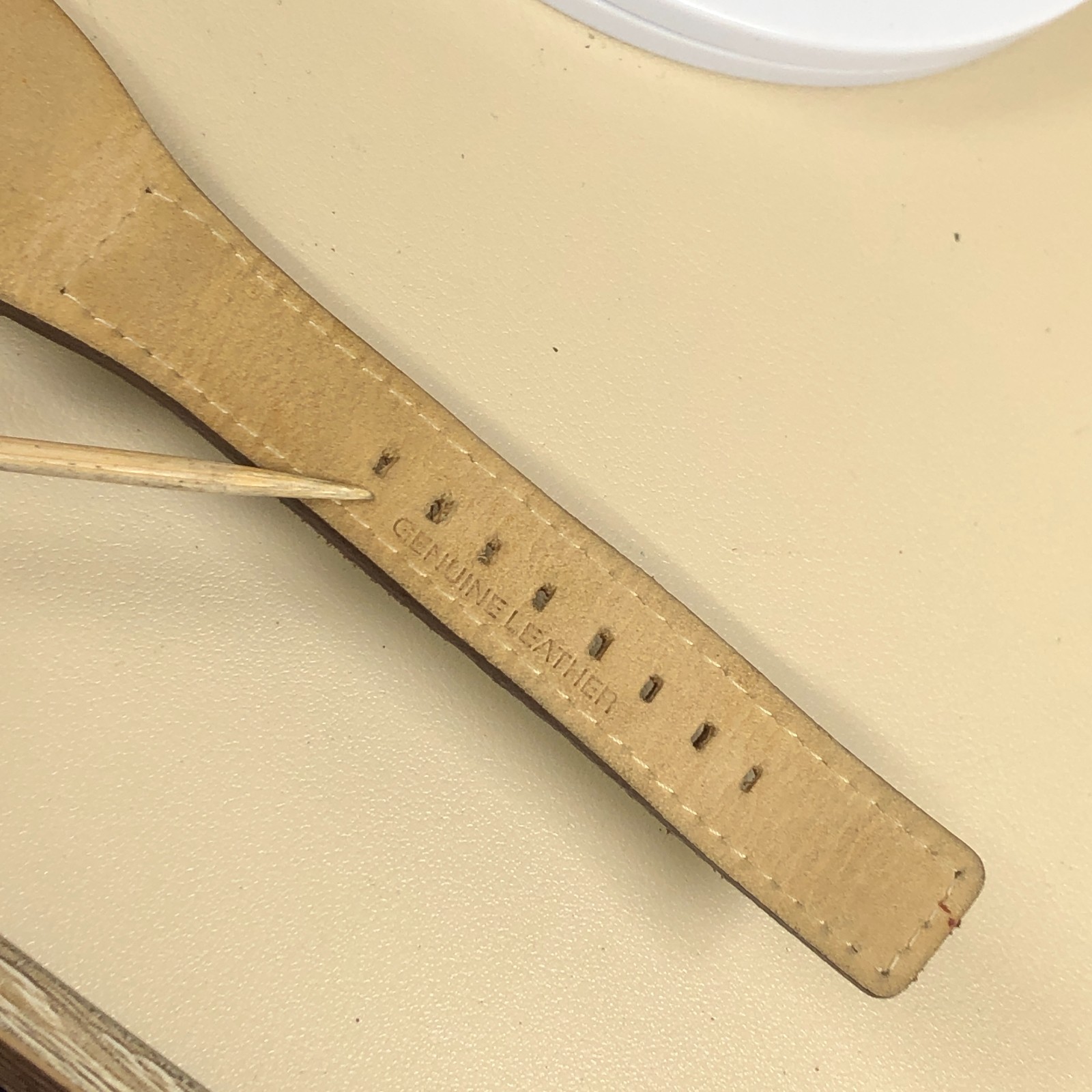 Vintage Roots Womens Field Compass Bezel Leather Bund Quartz 30mm Watch 7 1/4″