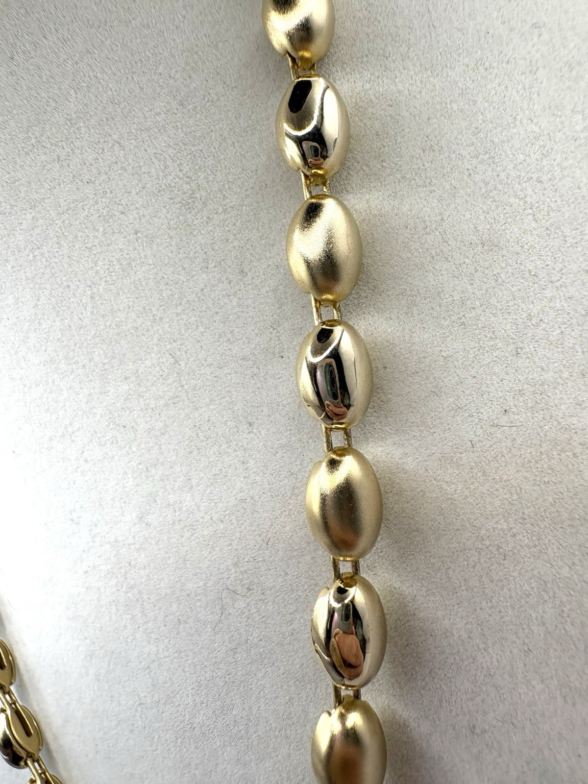 Gold Tone Smooth & Matte Gold Tone Oval Bead Link