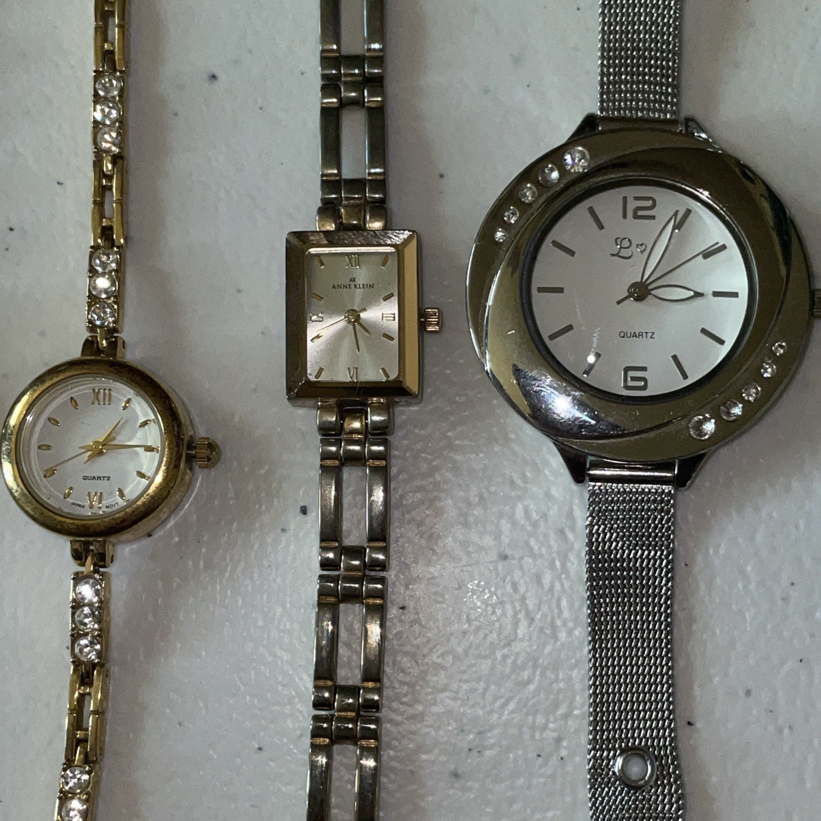 Lot of 10 Watches, All Working, Varies conditions, Styles and Brands