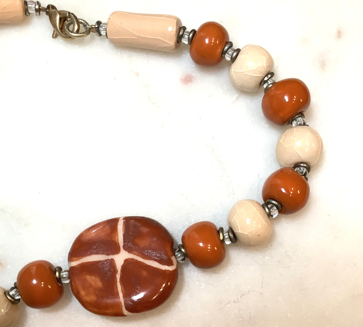 Beaded Giraffe Necklace 22″ Hand Crafted Clay Crackle Glaze Africa Safari Animal