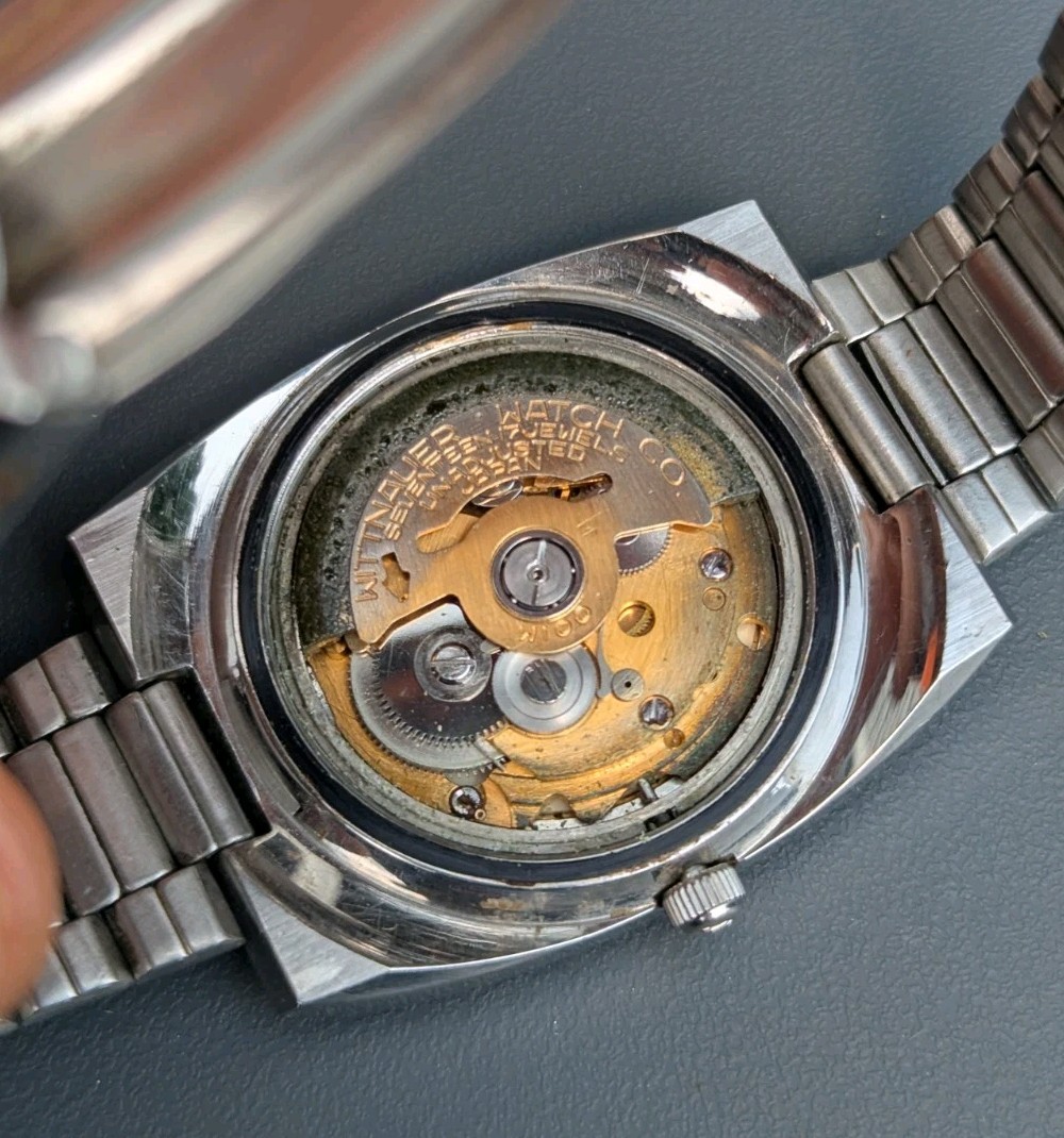 Vintage Longines Wittnauer Automatic Stainless Steel Day Date Mens Watch (Runs)