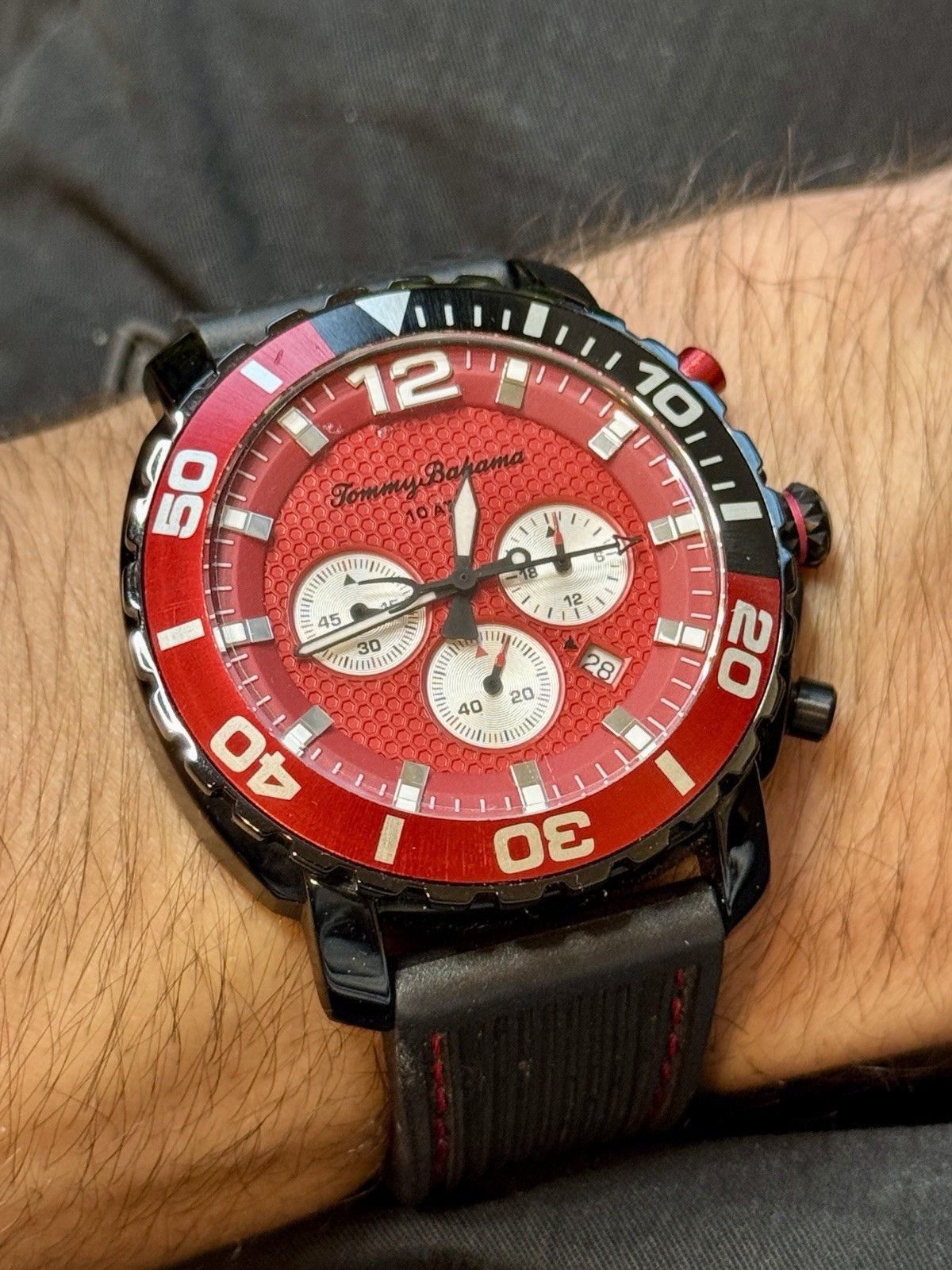 Tommy Bahama Men’s Sport Quartz Chronograph Date Red Dial Rubber Strap 100m