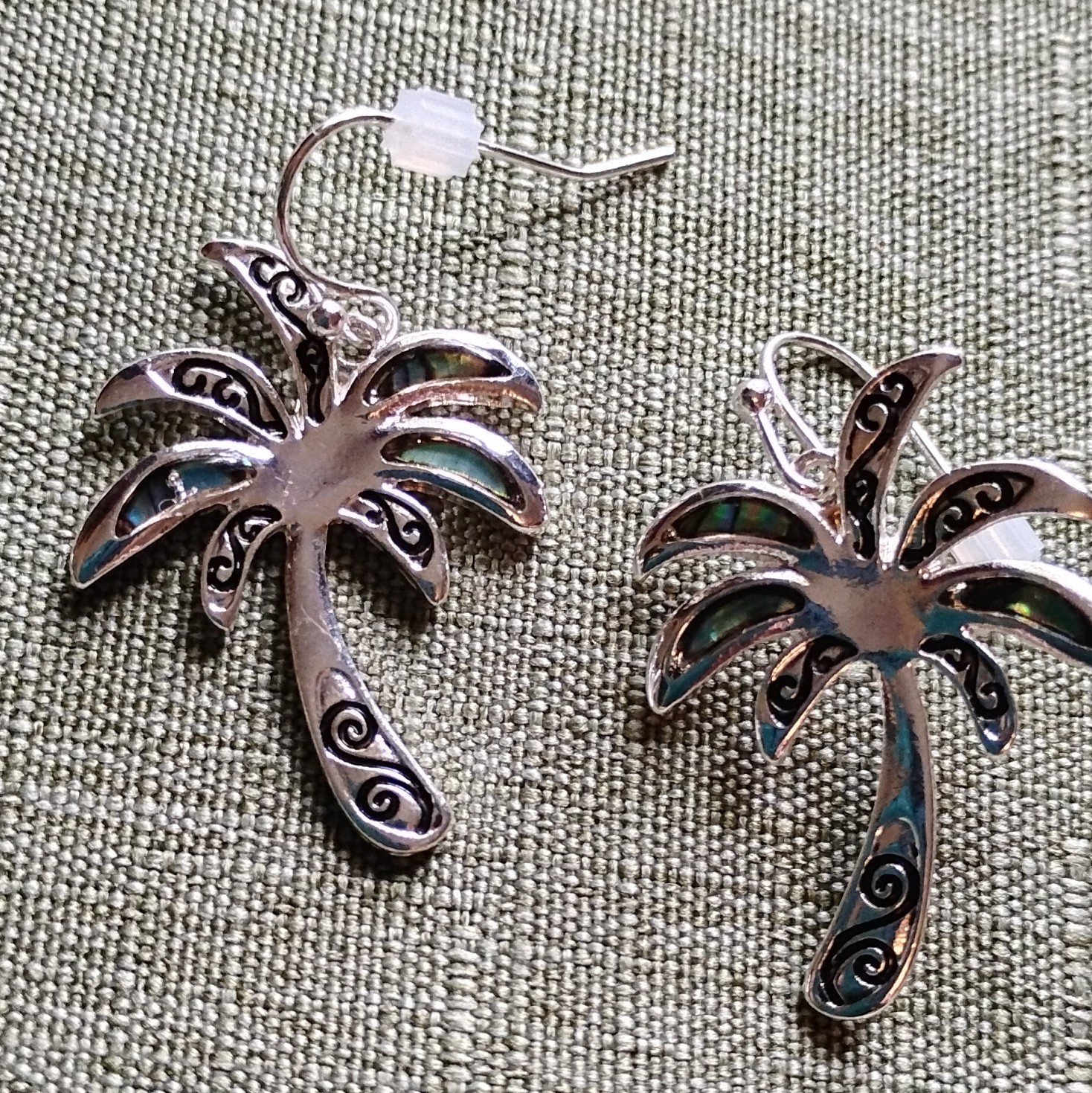 Palm Tree Shell Inlay Pendant Necklace & Earrings Set Silver Tone Blue Green