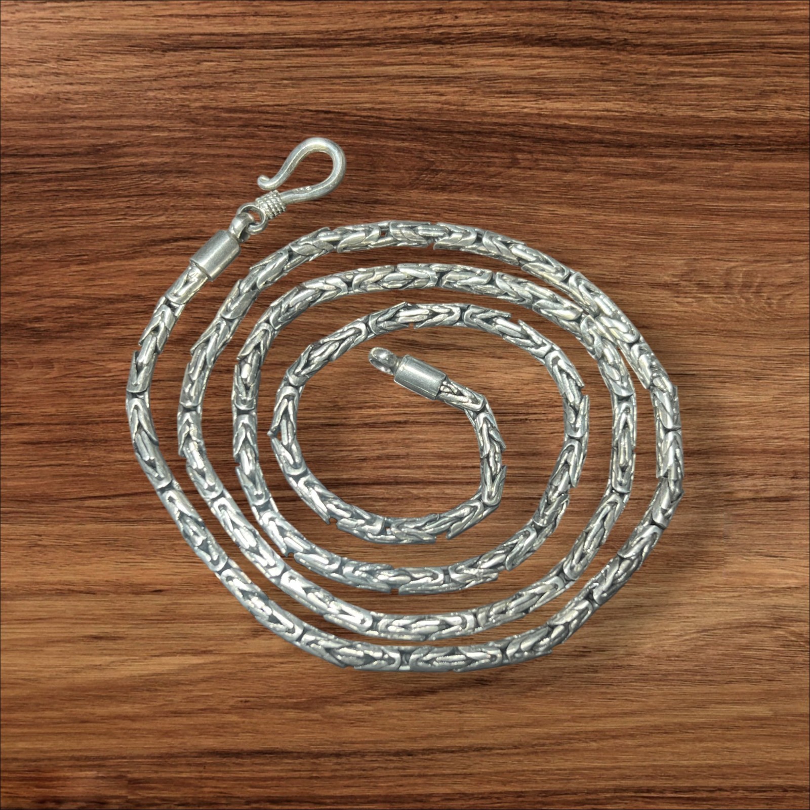 Necklace Byzantine 22 in Sterling Silver 925 Bali Style 2.5 mm with Hook Clasp.