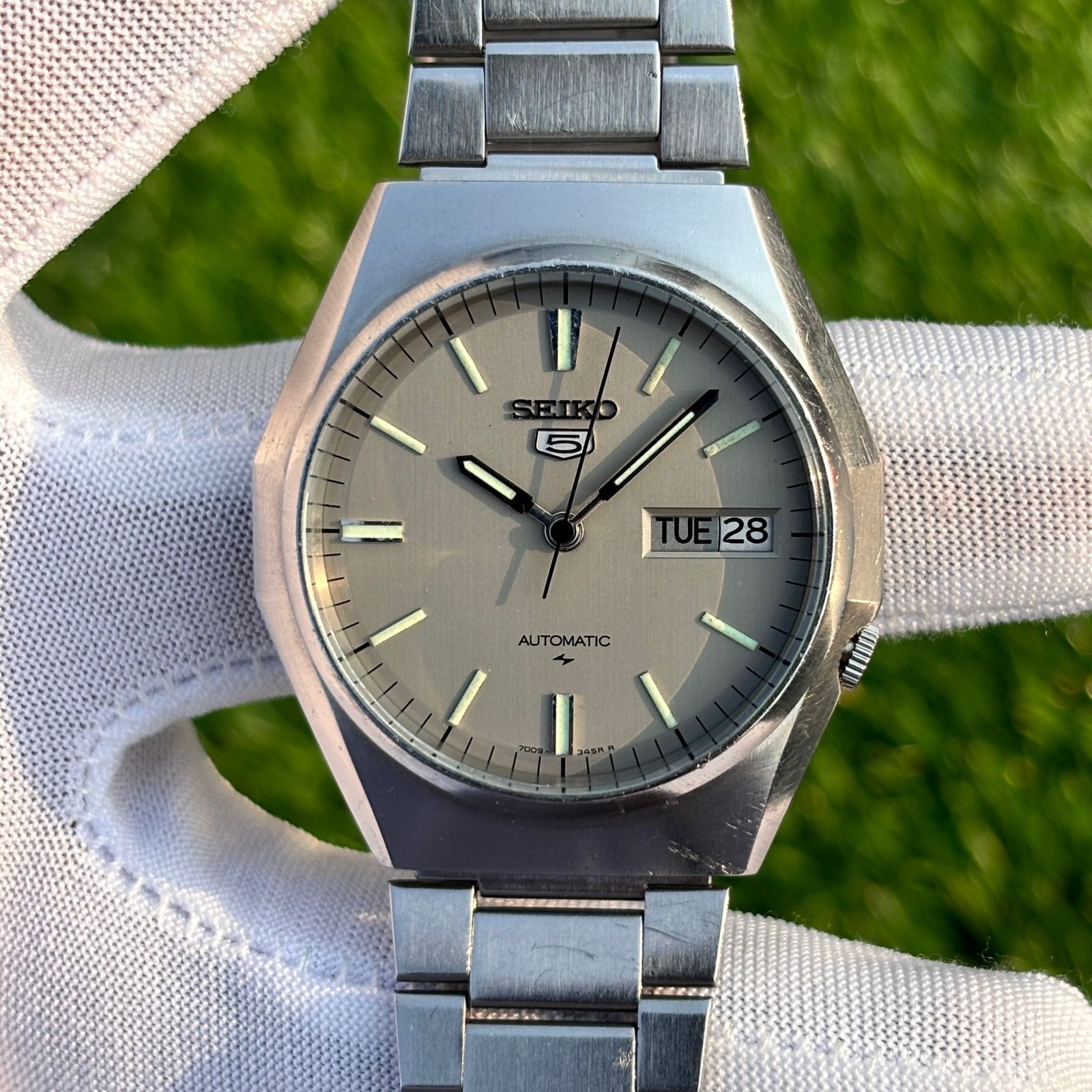 Vintage Seiko 5 Soft Skin Dial well kept Automatic Japan Men’s Watch 7009-8830