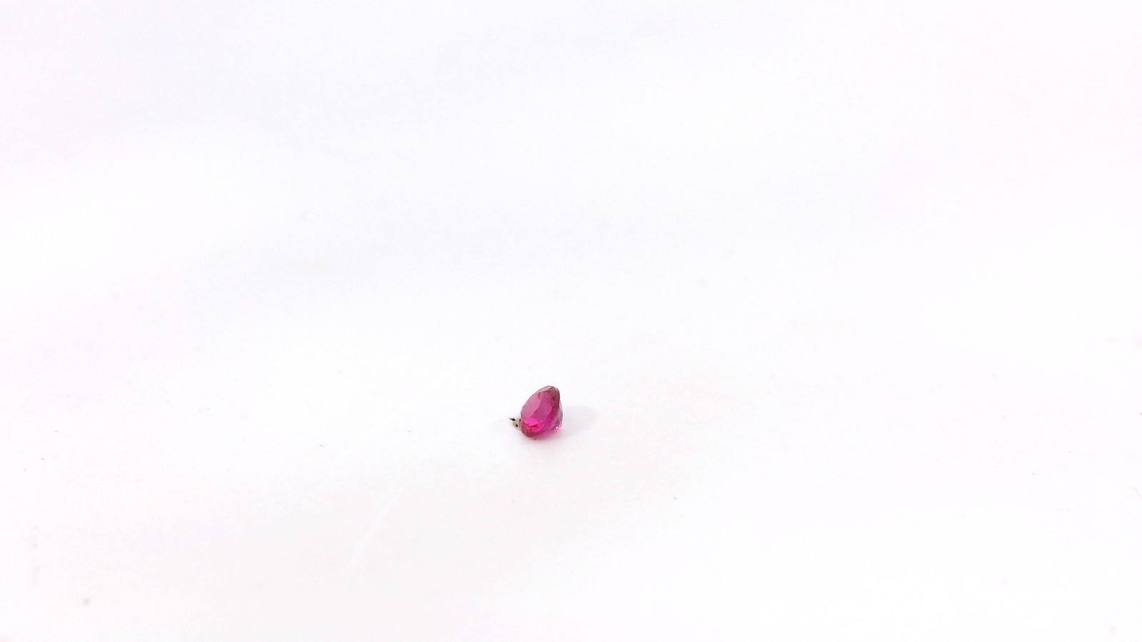 0.09ct Round Cut Lab Created Ruby Gemstone 2.7 x 1.9 mm