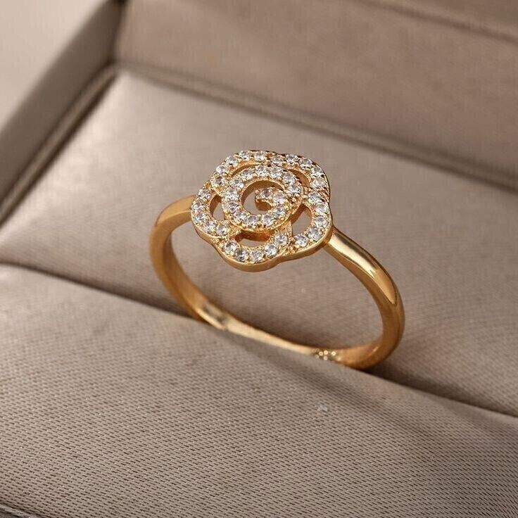 2 Ct Round Cut Simulated Diamond Women’s Engagement Ring 14k Yellow Gold Plated