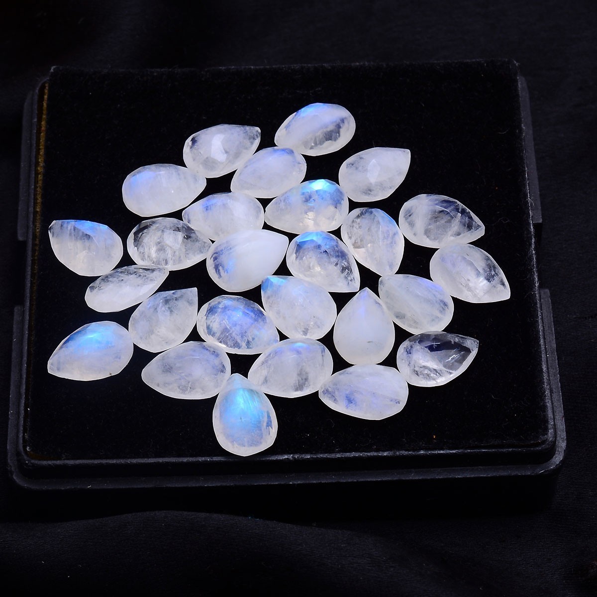 26 Pcs Natural Moonstone Blue Shine 10mmx7mm Pear Faceted Cut Loose Gemstones