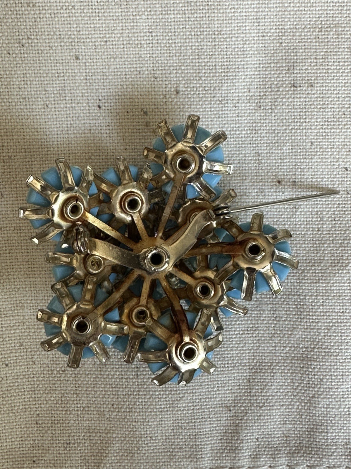 Blue Flower Cluster Rhinestone Brooch Pin Prong Set Baguette 1.5 in