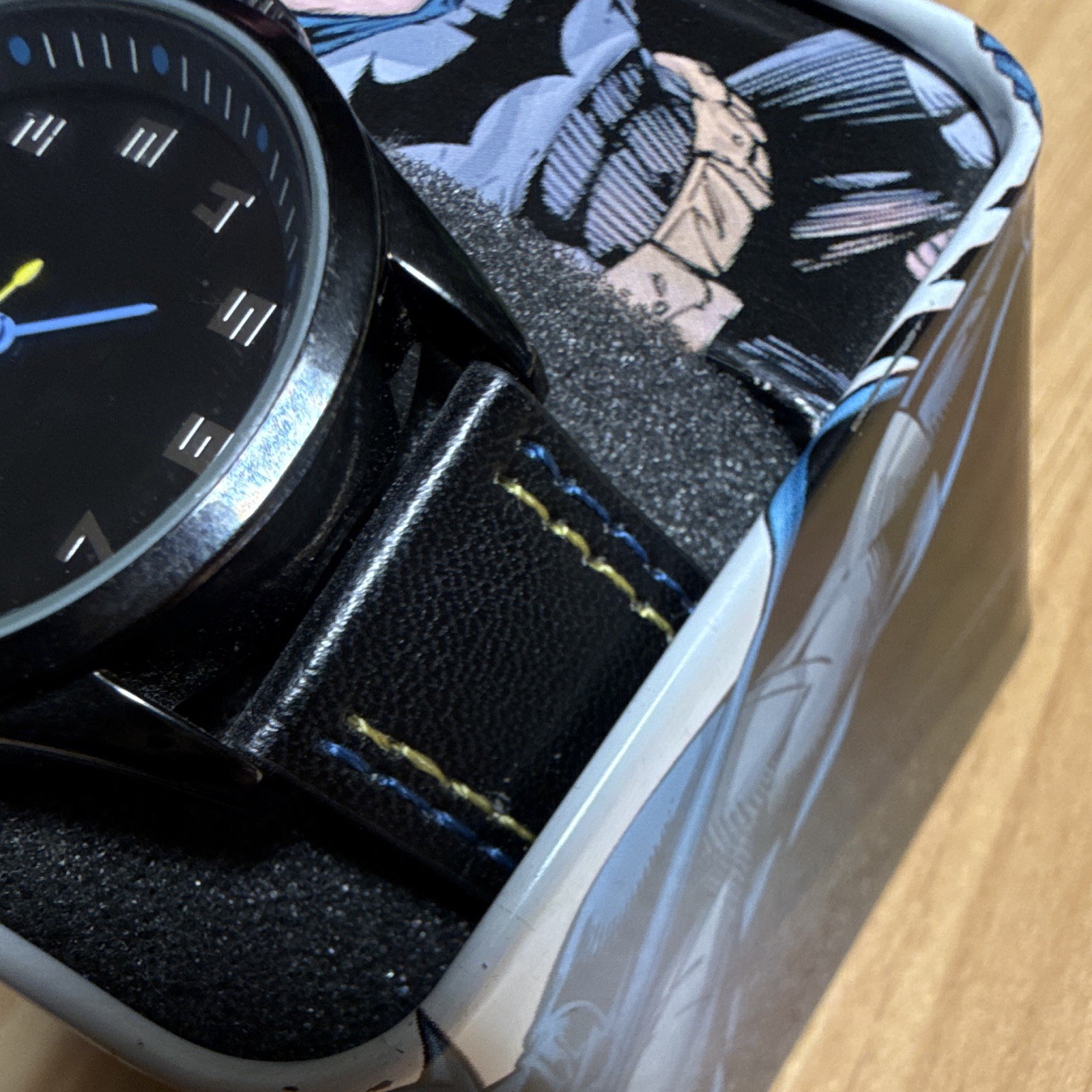 DC Comics Batman Analog Wristwatch Black Dial Leather Strap Tin Boy’s Children’s