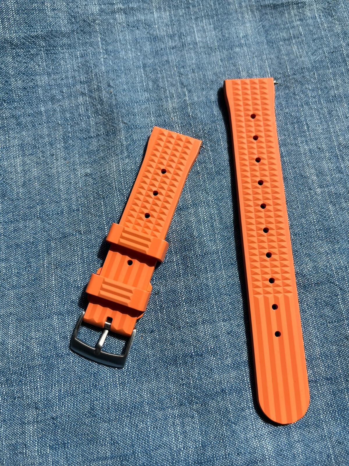 WISCASSET WATCH – Premium FKM Waffle Straps