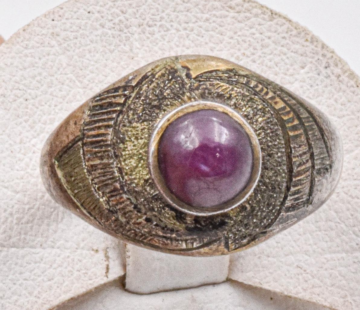 Vintage .800 Silver Hand Made Natural REAL Ruby Star Sapphire ladies ring size 9