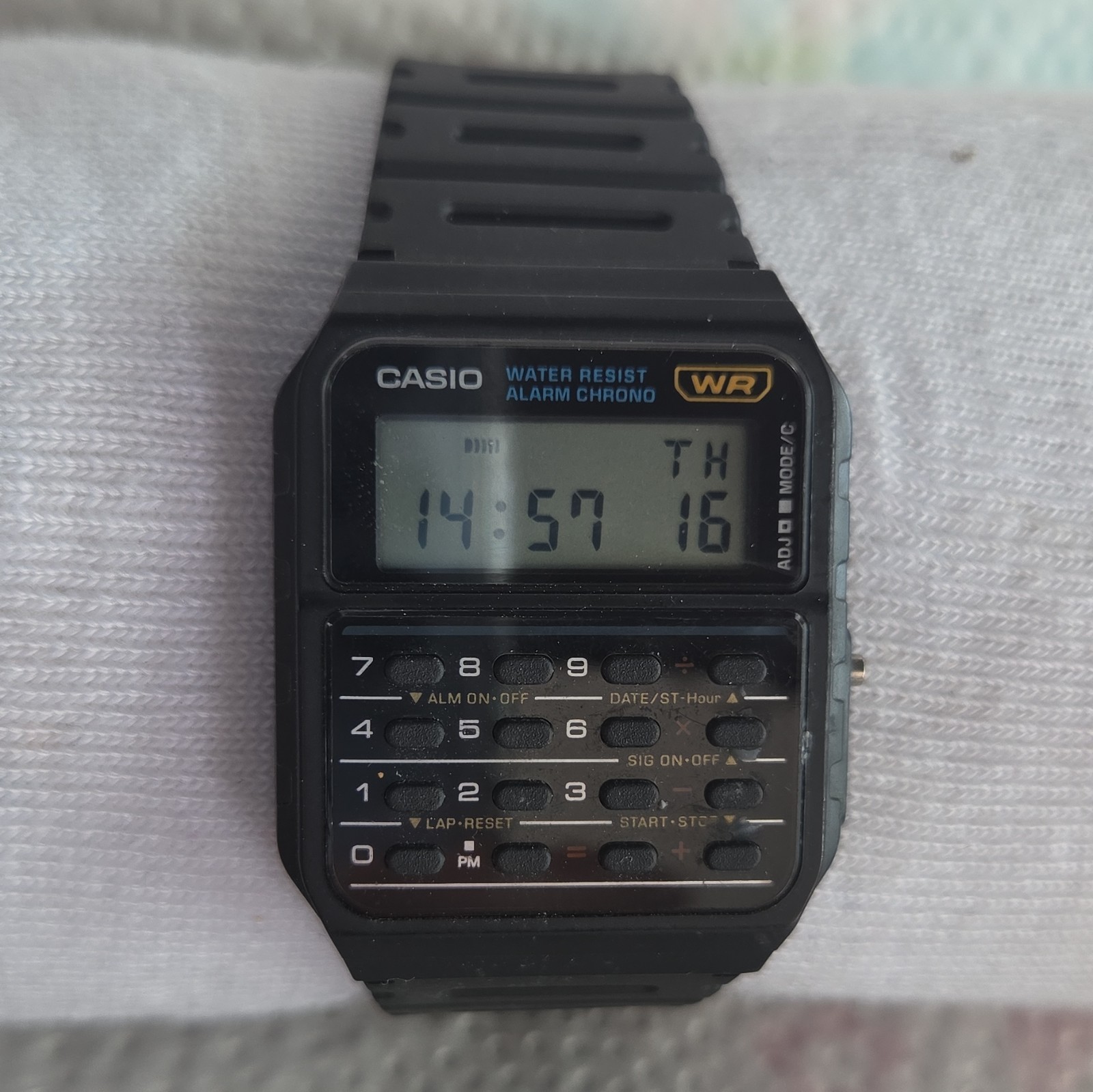 Casio Databank Digital,vintage, Water Resistant Alarm Chronograph Resin Watch