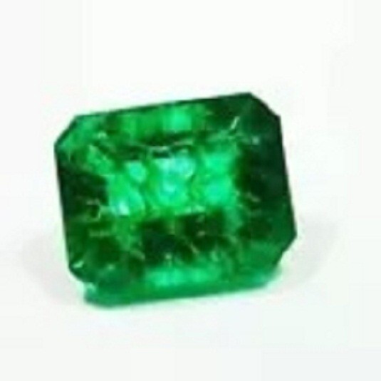 Colombian Green Emerald Certified Loose Gemstone 7.50 Ct Natural Emerald Cut