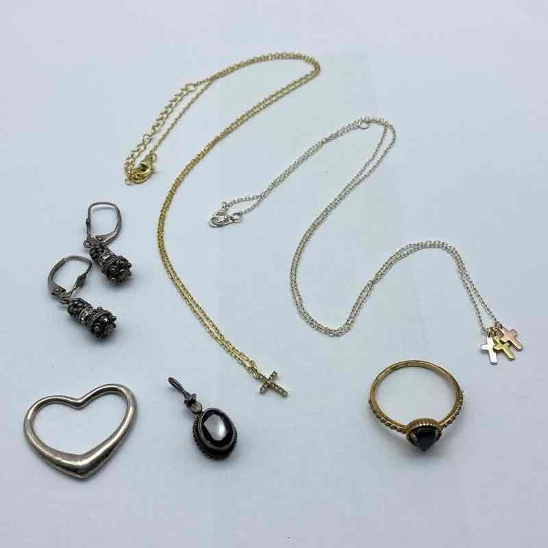 Sterling Silver 925 Jewelry Lot of 7 Pieces Cross Necklaces Ring Size 8 Pendants