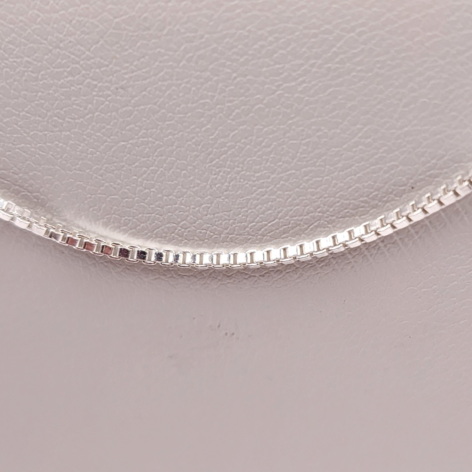 925 NEW Sterling Silver ITALIAN BOX Chain 20″ Length 1mm Width FREE Shipping…