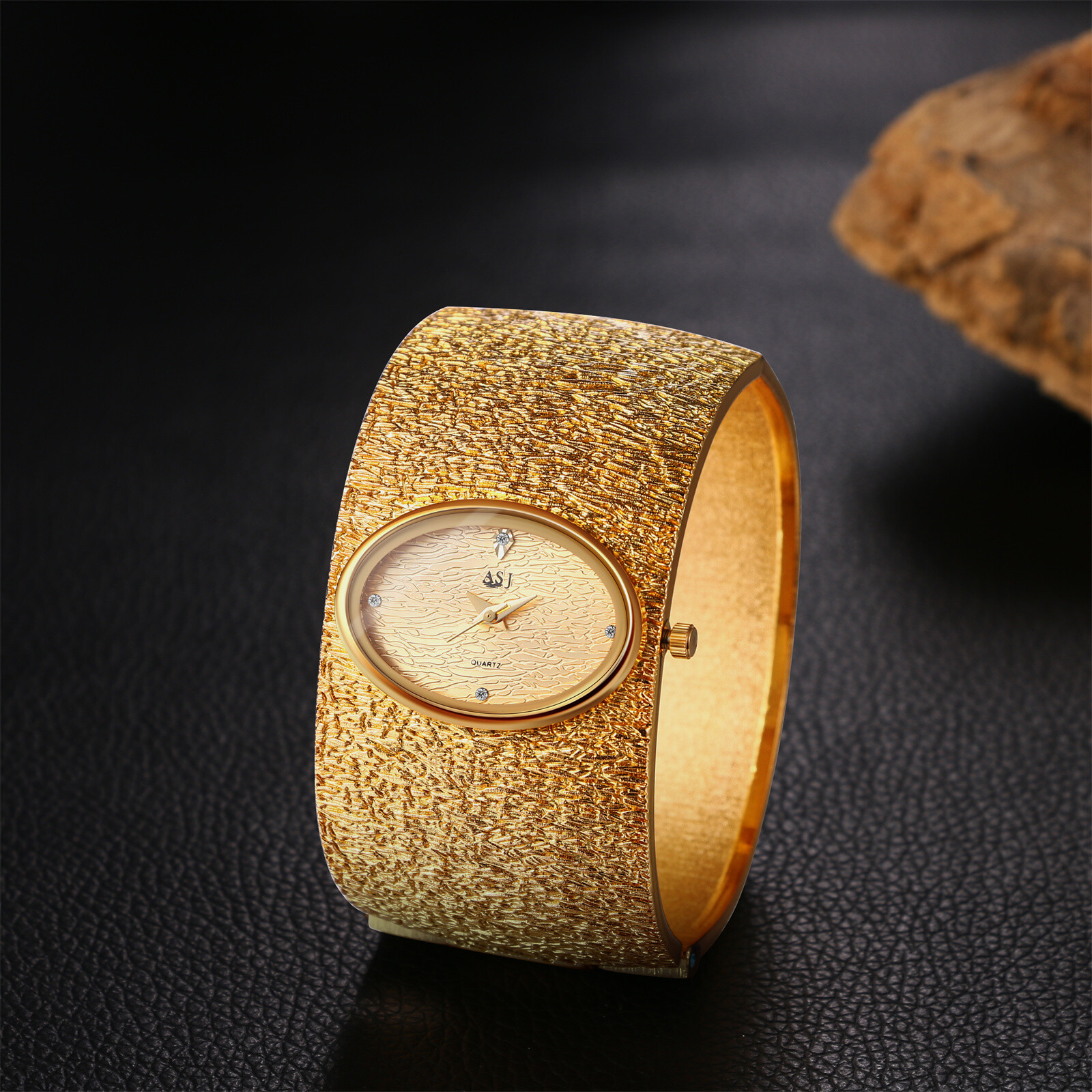 Womens Luxury Gold Chunky Bangle Retro Oval CZ Dial Analog Dress Cuff Wristwatch