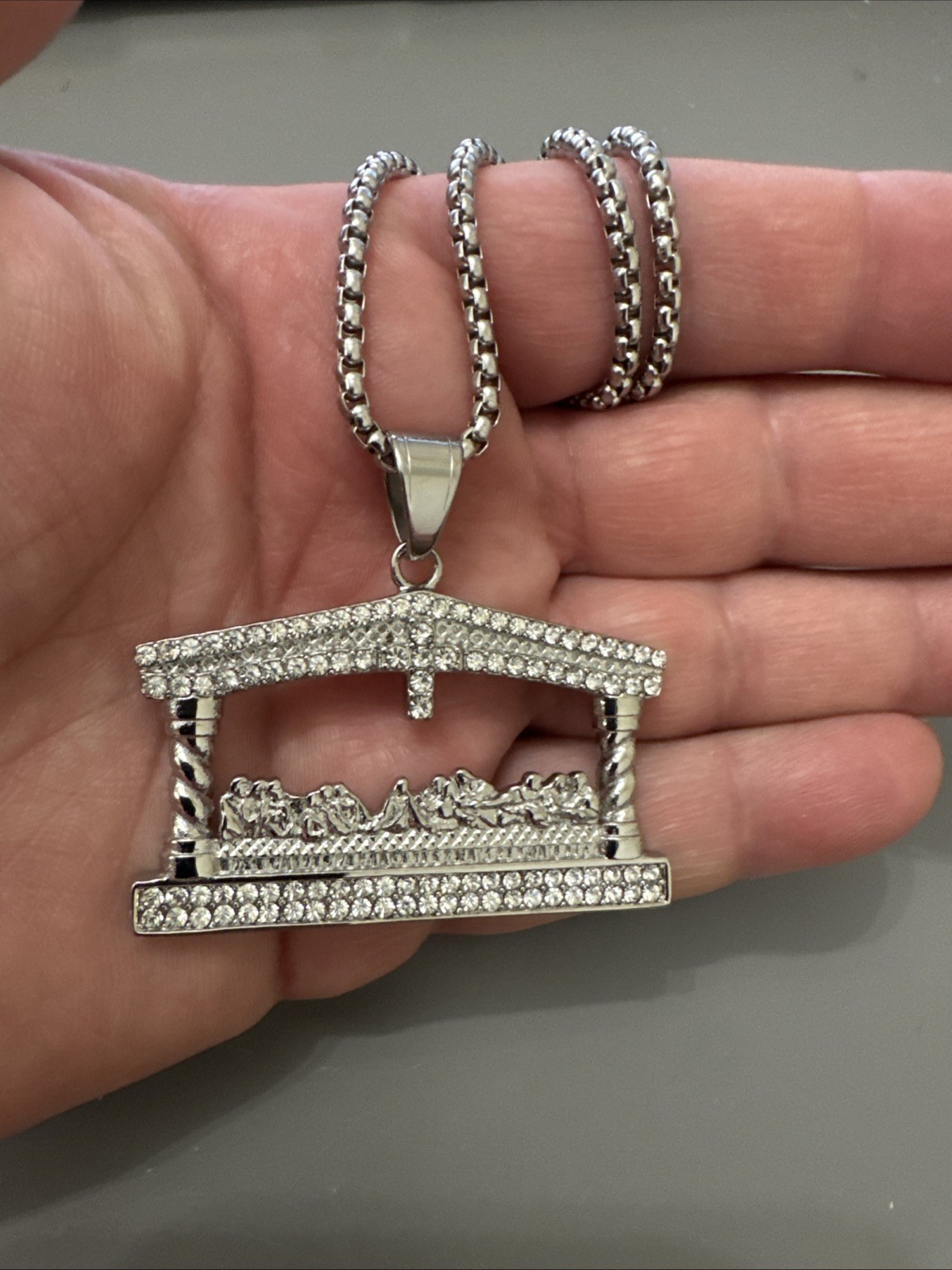 The Last Supper Jesus Christ Silver Tone Pendant 24 Inch Necklace Catholic Faith