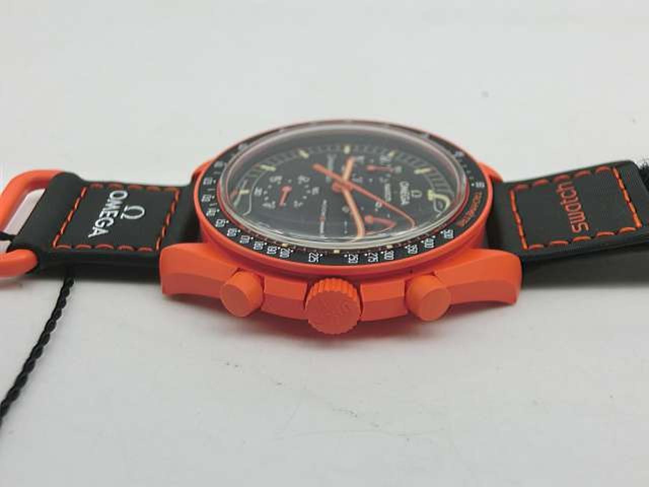 Omega x Swatch MoonSwatch Mission to Earth Lava SO33O100 Bioceramic Quartz Japan