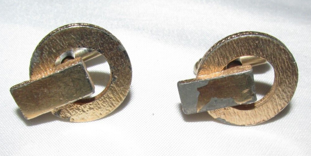 A17, Lot of 5 sets Vintage Cufflinks, Enlarge Pictures to see details.