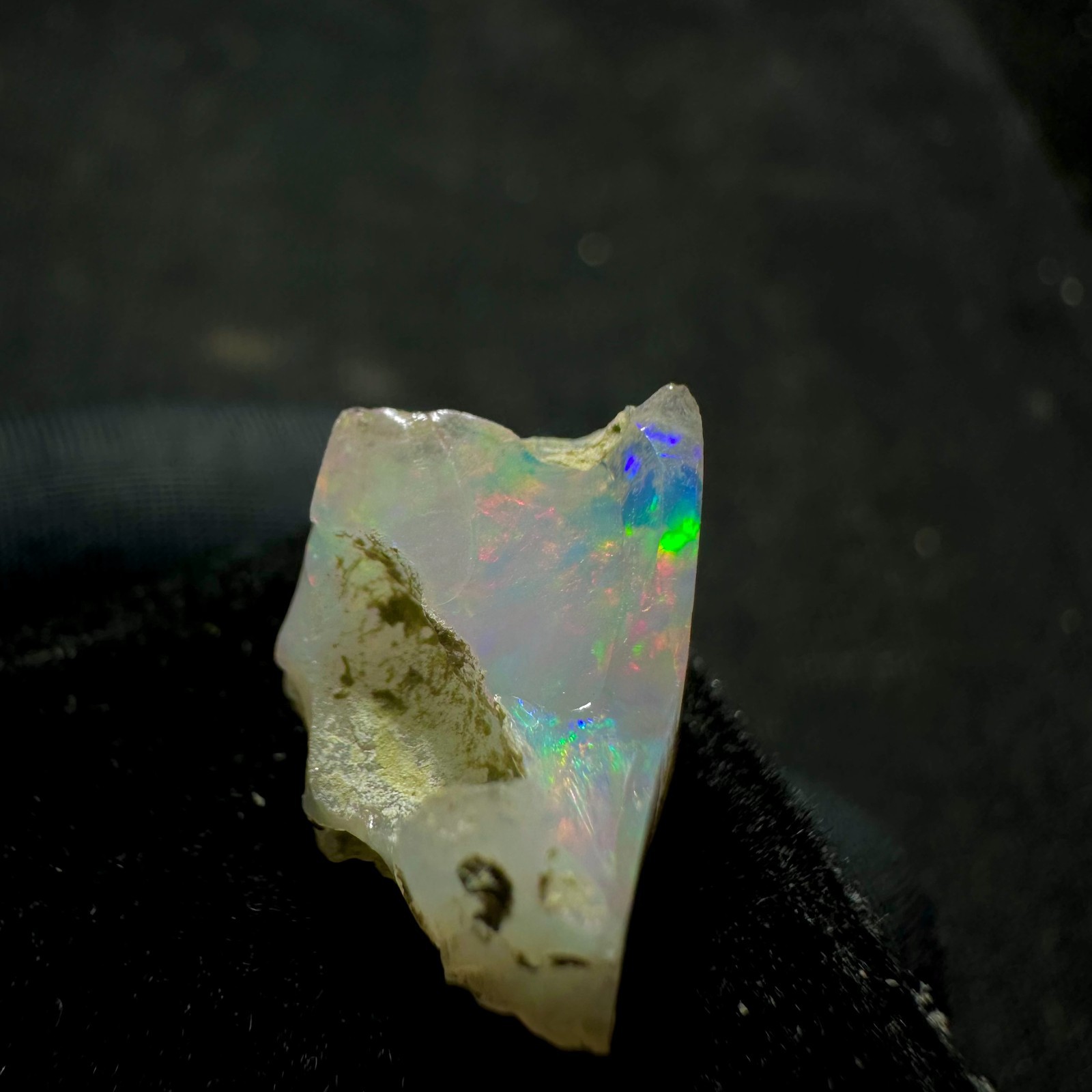 Natural White Ethiopian Opal Rough, Rainbow Fire Raw Opal, Play Of Color Opal