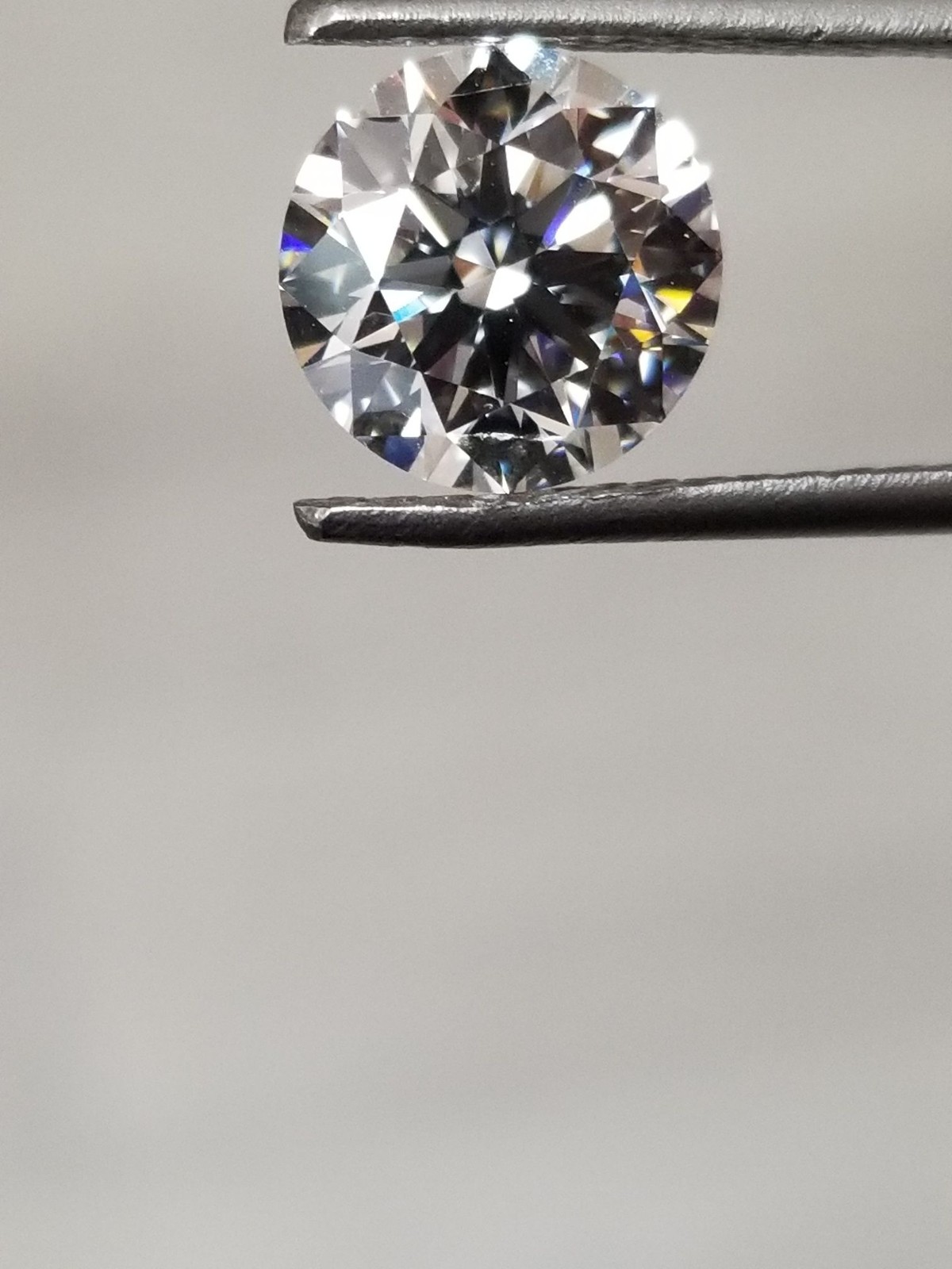 Round 2.51 CT Certificate AGI Natural Mined Diamond Loose G color VVS2 clarity