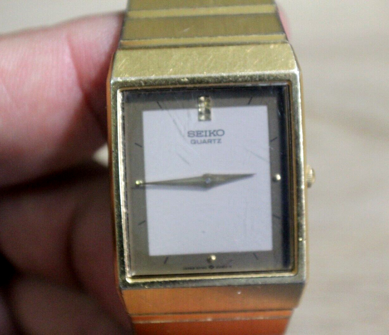 Very Rare SEIKO Quartz Men’s Watch 5P30-5C90
