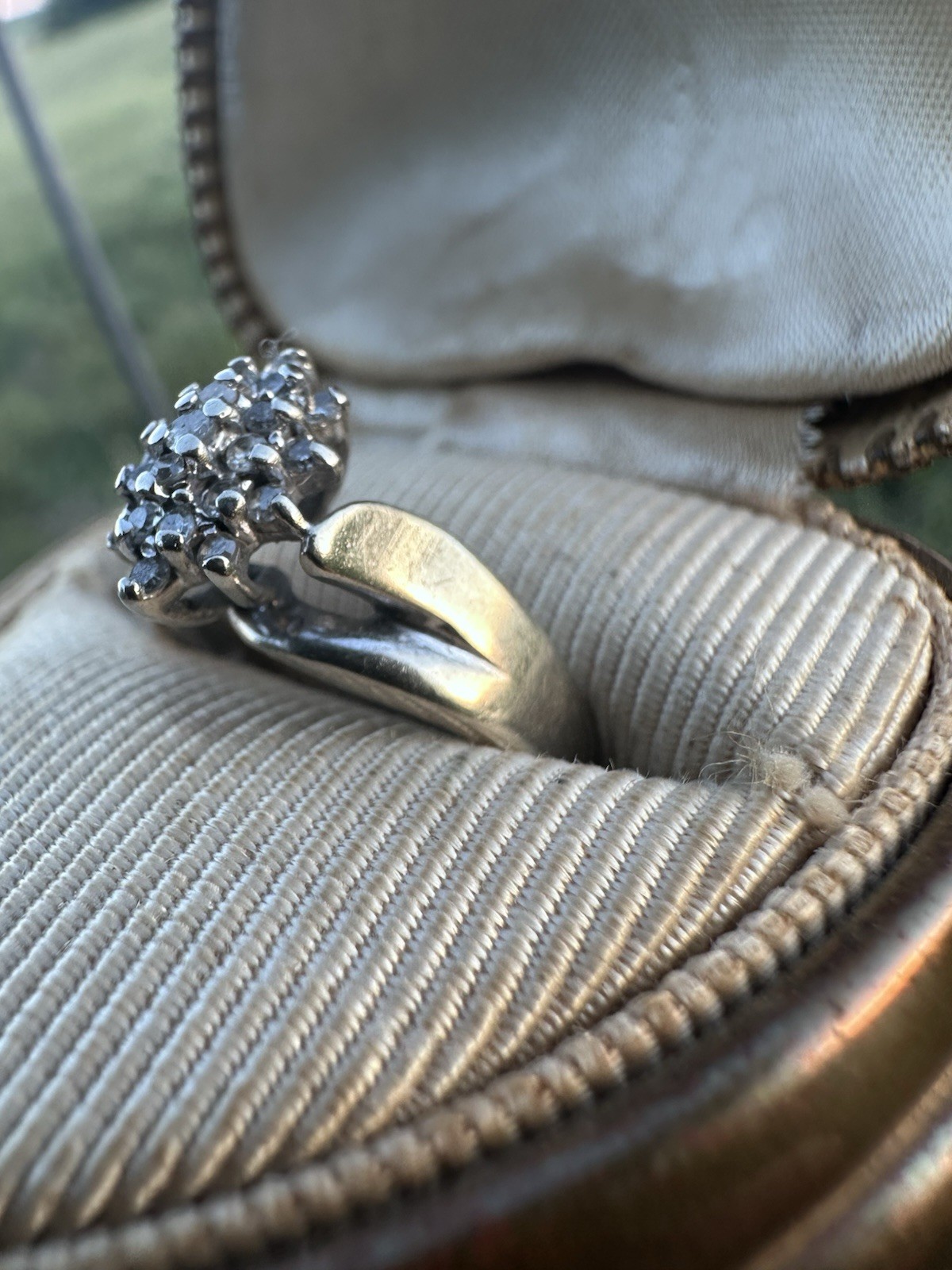 *read* Vintage Diamond Cluster Ring In 10k White Gold Size 7 2.85 Gram