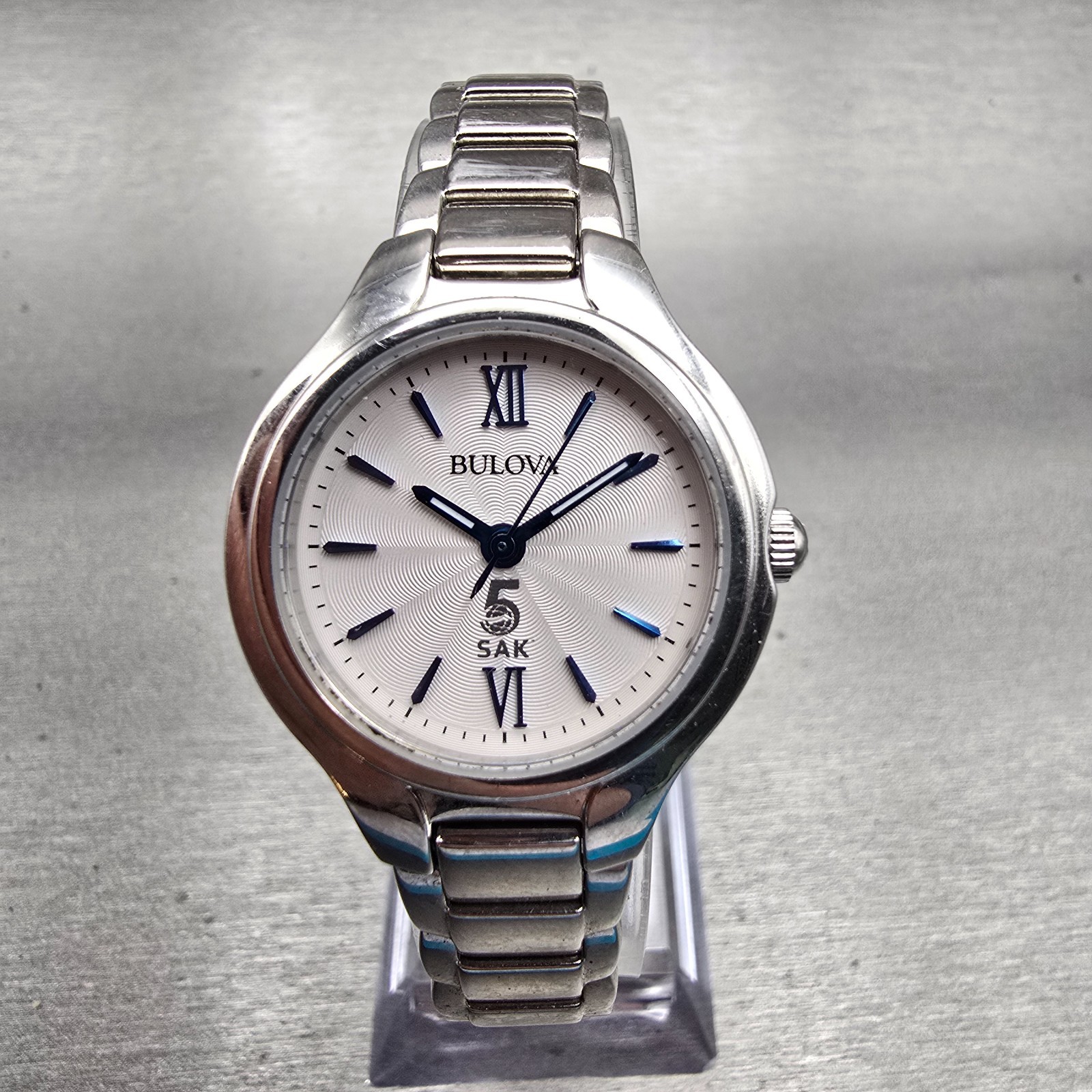 Bulova Watch Women 28mm White Dial Silver Tone Round 96L215 New Battery L