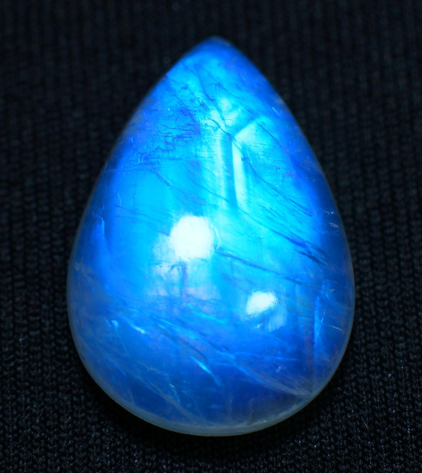18 Ct 7X15X22 mm Natural Blue Fire Rainbow Moonstone Pear Cabochon Gems RU-241