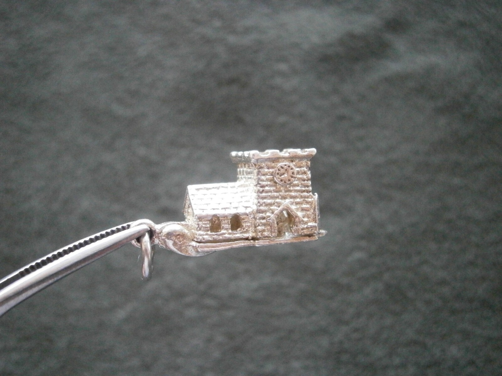 Small Church Opens to Wedding Vtg Sterling Silver Bracelet Charm Pendant 3.0g