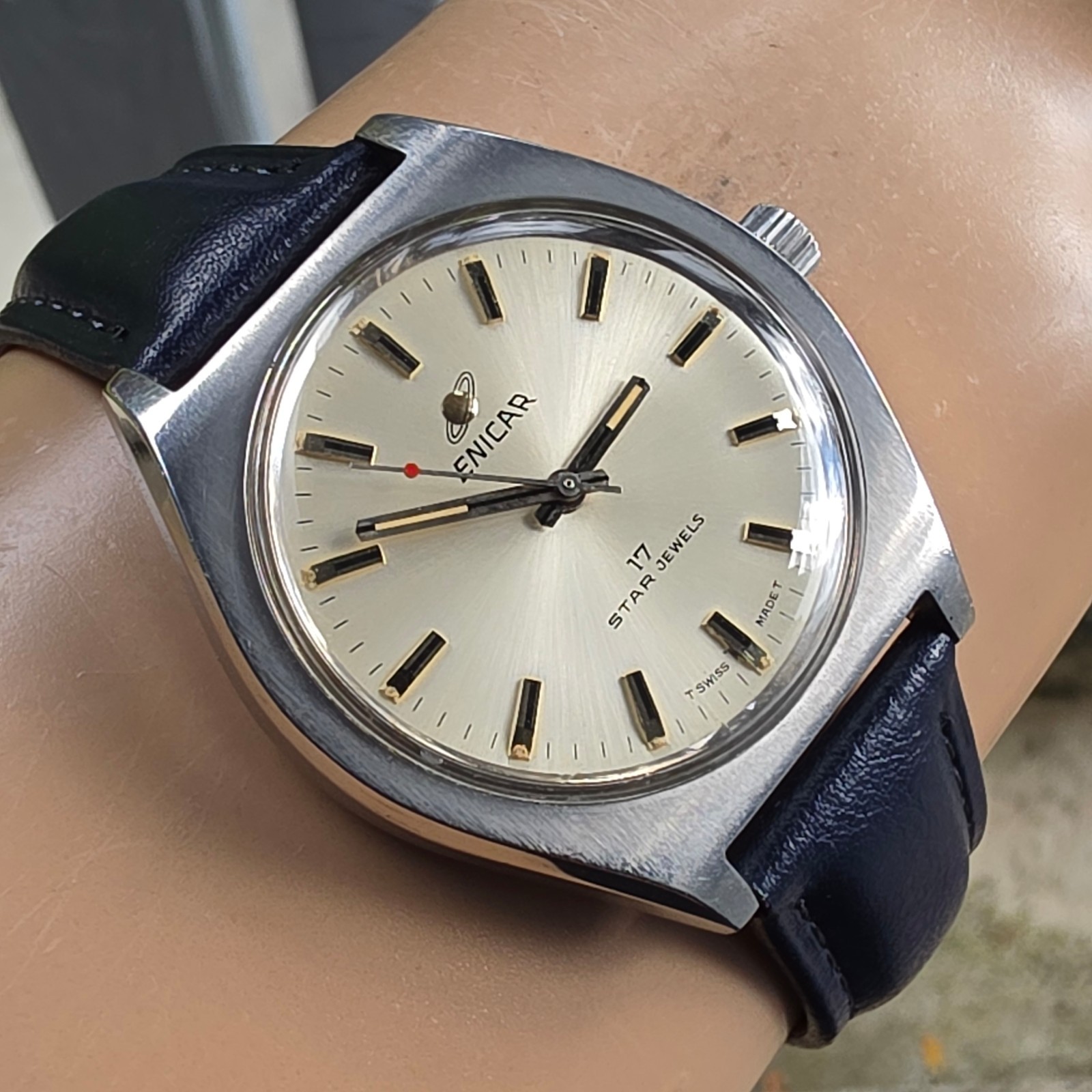Vintage ENICAR Ocean Pearl men’s manual wind watch AR-160 swiss made 1970s