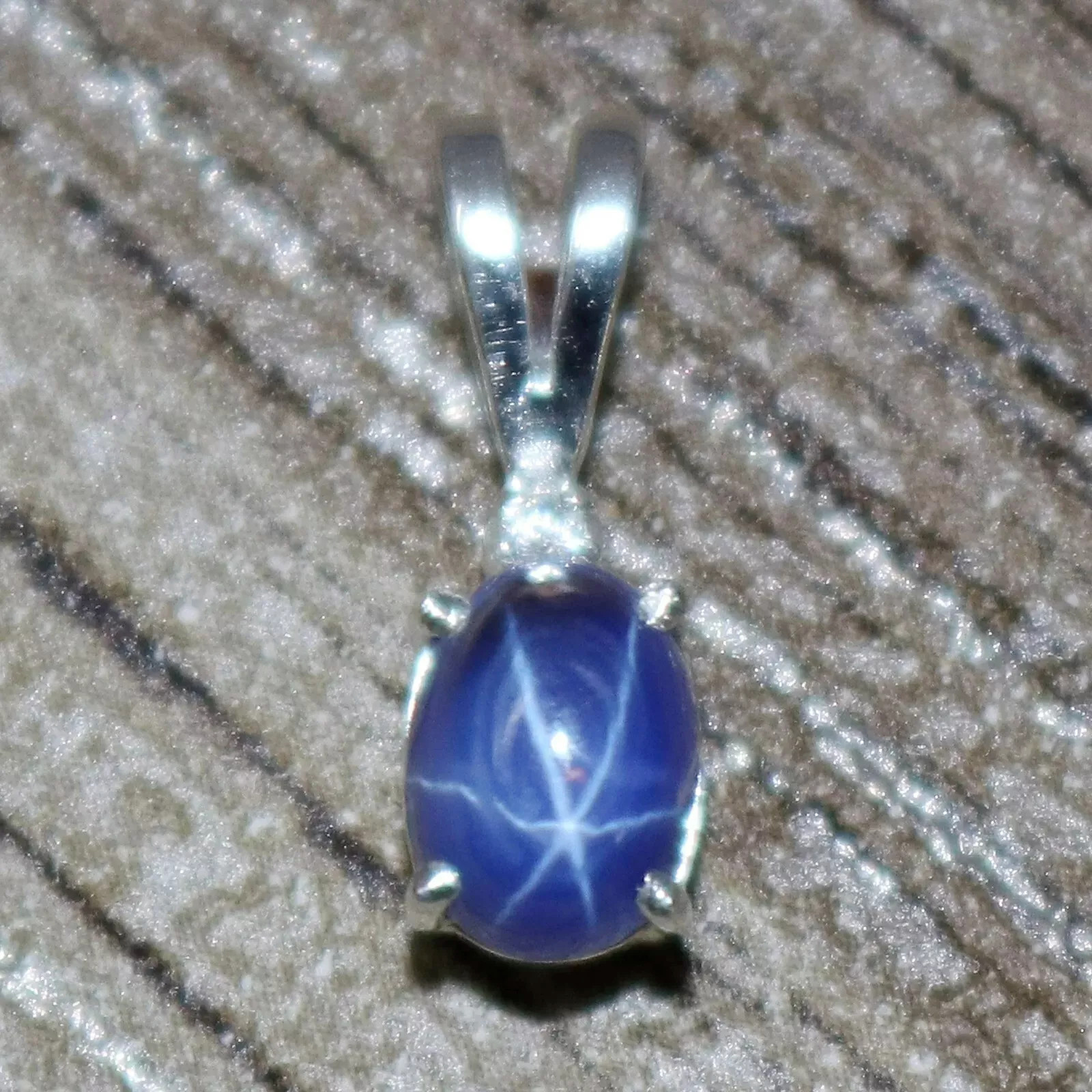 37.89 Ct+ Natural Oval 6 Rays Star Blue Sapphire Gem 925 Sterling Silver Pendant
