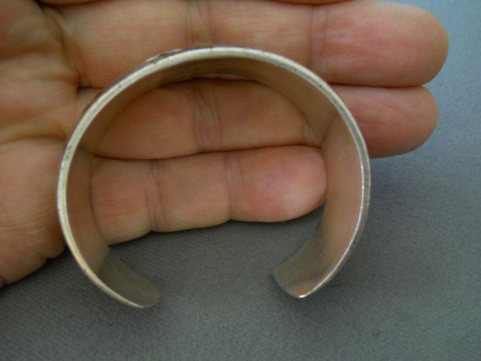 Southwestern Native American Hopi Sterli Silver Bear Paw Print Cuff Bracelet 50g