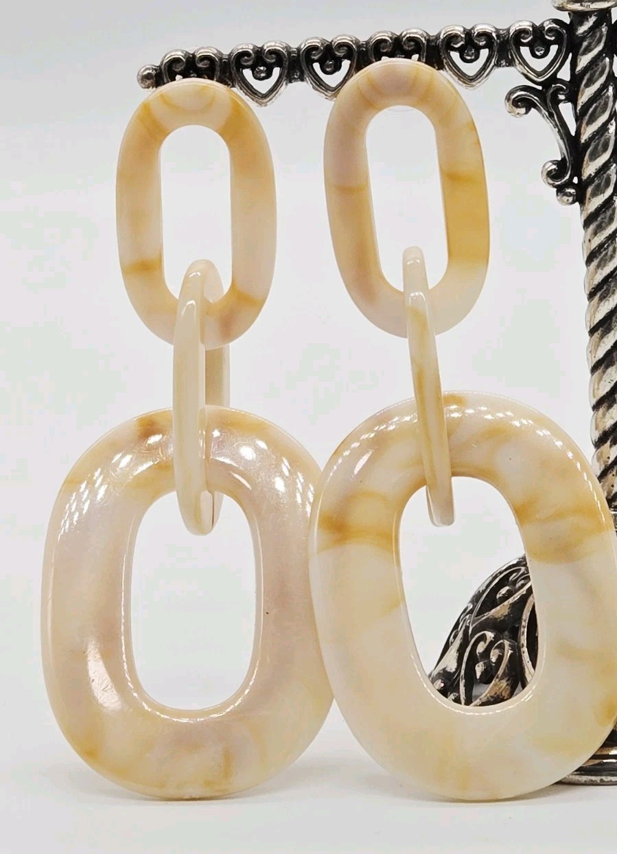 Oval Hoop Acrylic earrings Marbled Graduated Dangle Vintage 80’s style 3.75 in