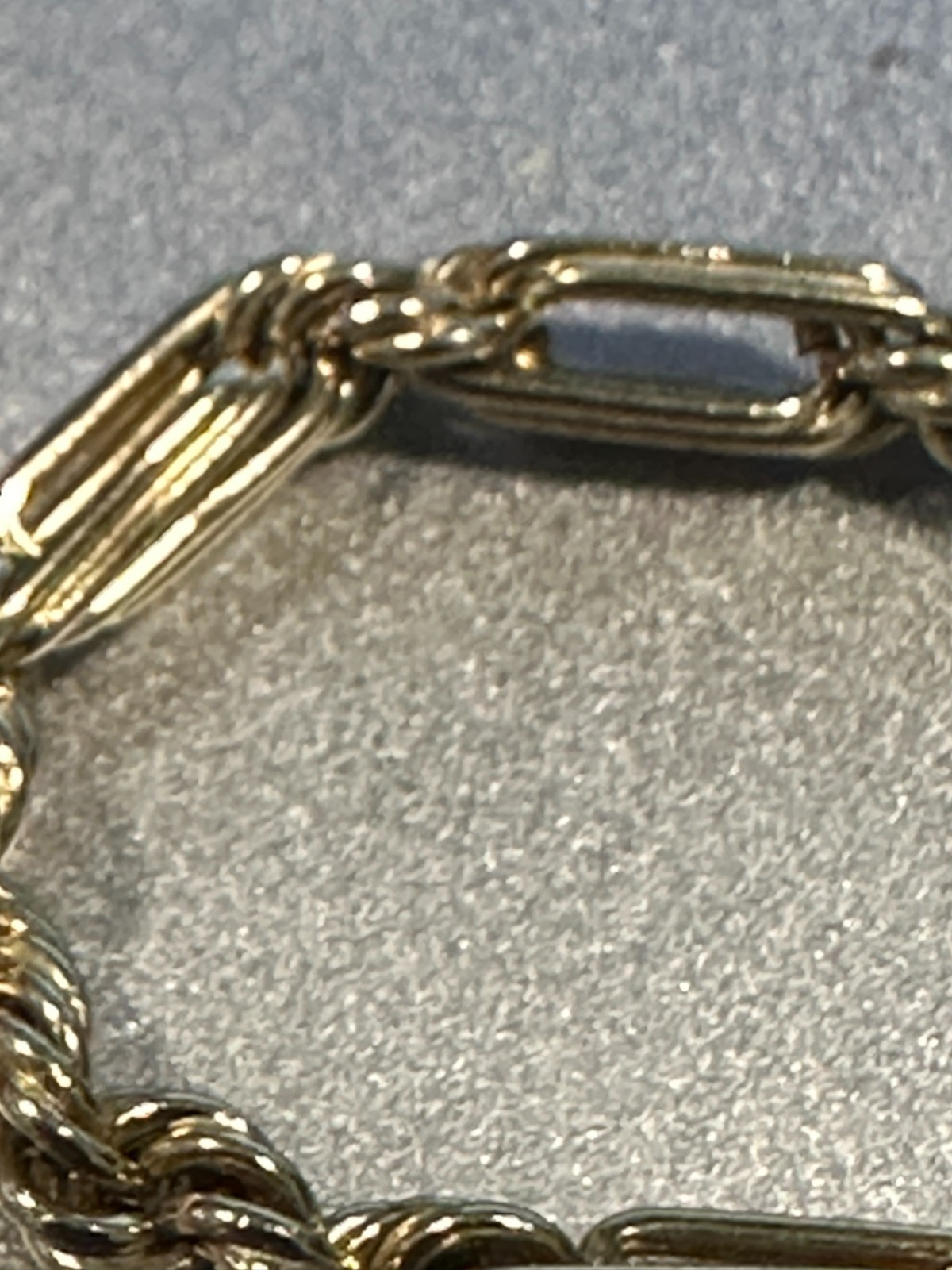 14k Gold Figarope Rope Twist Chain Bracelet Lobster Clasp 2.8 Grams 8.25″