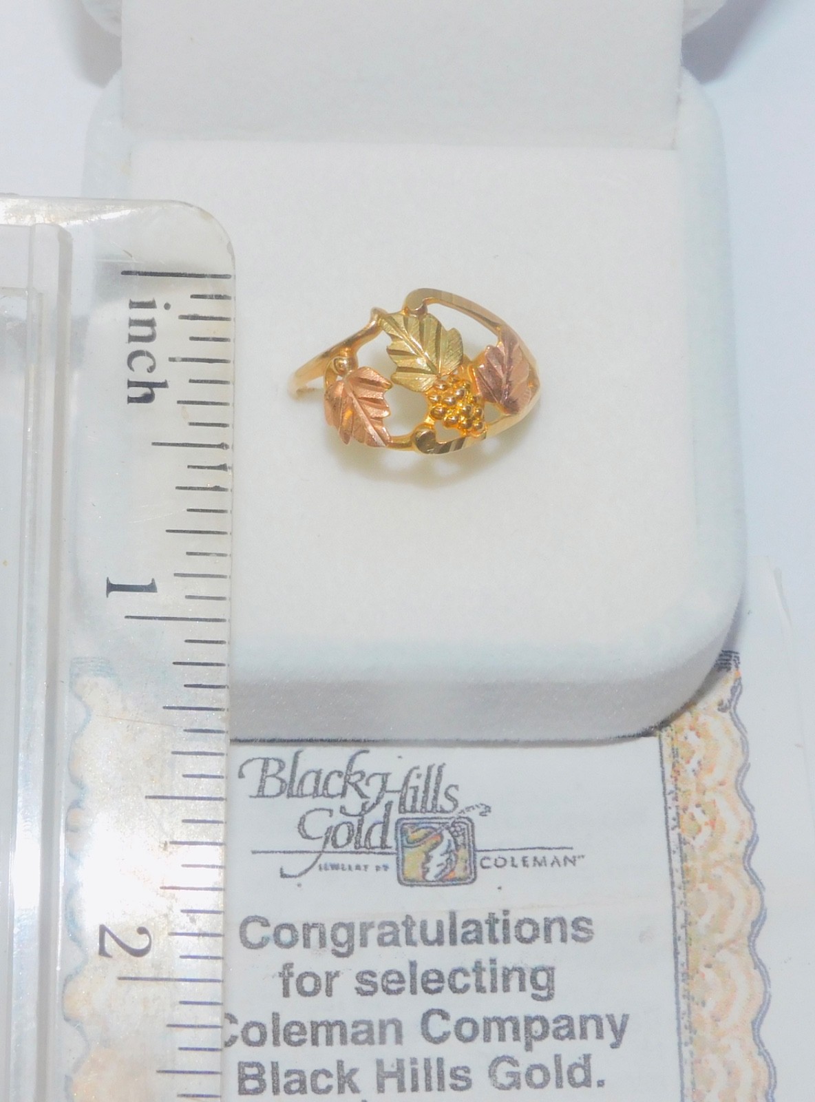Black Hills Gold 10k Three Leaf Diamond Cut Ring Size 7