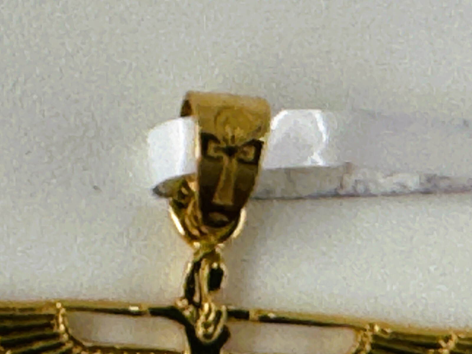 Handmade Egyptian Jewelry Winged Isis 18K Yellow Gold Pendant 1.73 Gram
