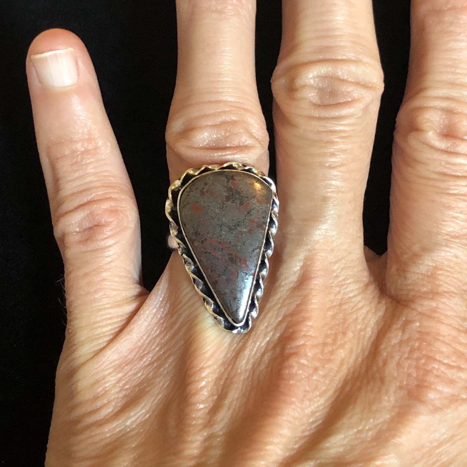 Gray Red And Black Stone Unknown 925 Sterling Silver India Ring Size 6