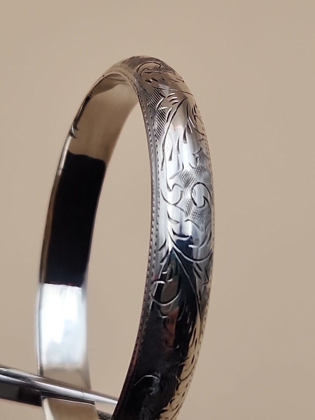 Sterling Silver Vintage Hand Engraved/Hinged Cuff Bracelet With Safety Chain